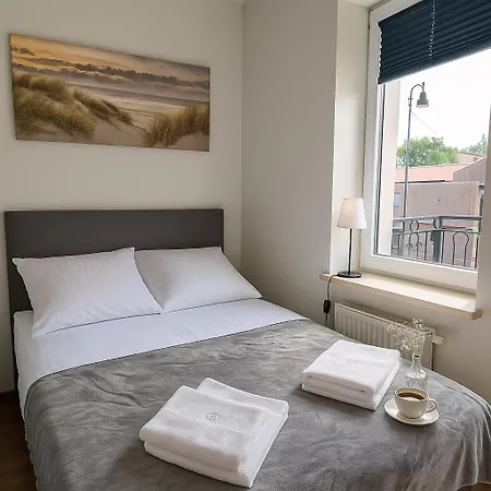 Kotwiczna 9 By Sunny Apartamento