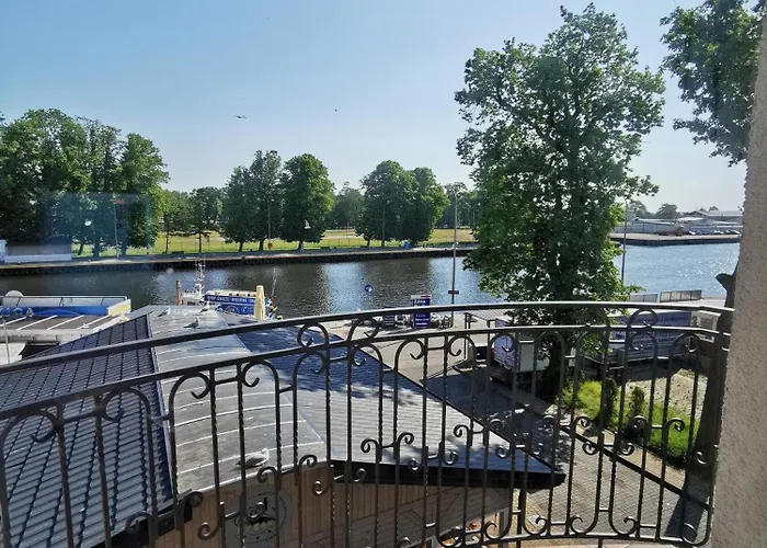 Kotwiczna 9 By Sunny Appartement *